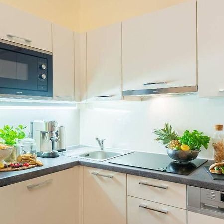 Rose Apartments / Romantic & Cozy / City Center Prag Dış mekan fotoğraf