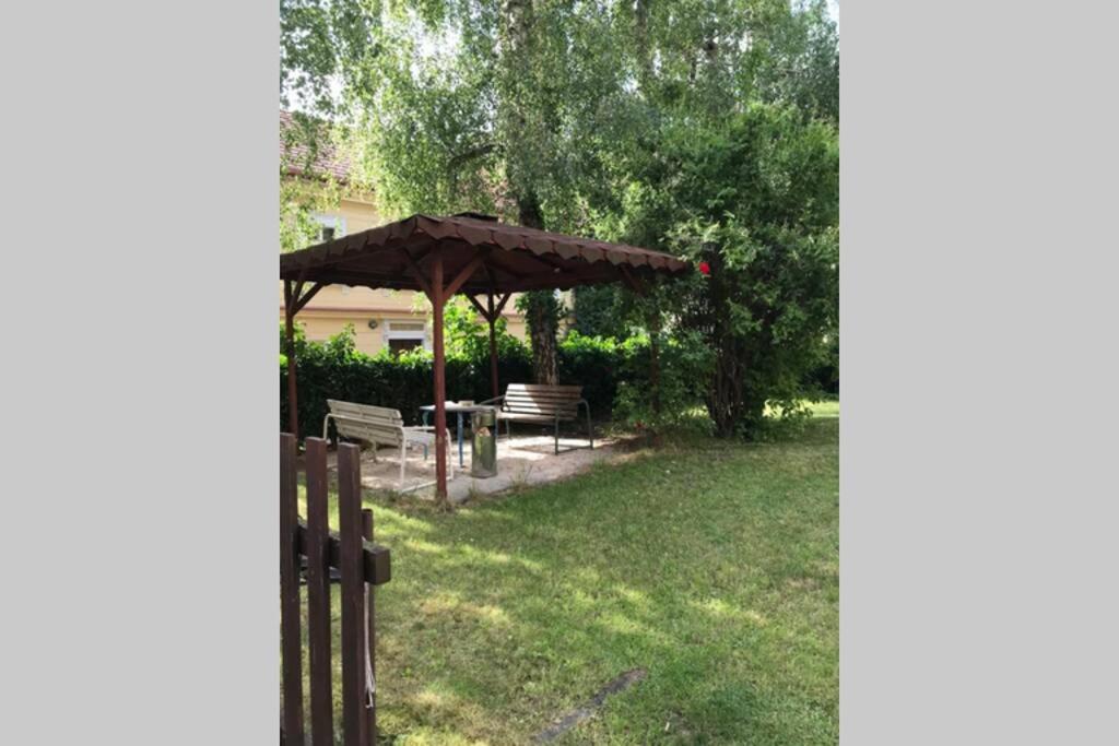 Rose Apartments / Romantic & Cozy / City Center Prag Dış mekan fotoğraf